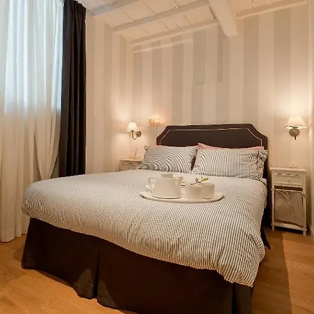 Al Giardino Delle Rose Maison d'hôtes 3*
